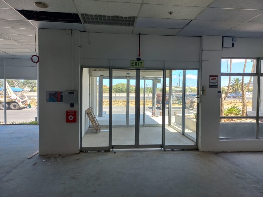 To Let commercial Property for Rent in Paarden Eiland Western Cape